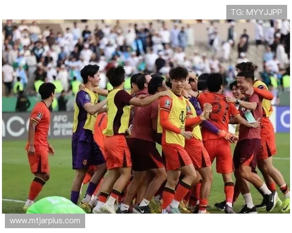 乌兹别克斯坦对哥伦比亚比赛数据总结:比赛中的关键统计指标与战术应用 乌兹别克斯坦对哥伦比亚比赛数据总结:比赛中的关键统计指标与战术应用